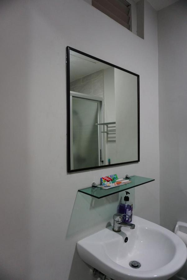 Cozy Condo Unit 5Mins From Mactan Cebu Int'L Airport With Netflix 麦克坦 外观 照片